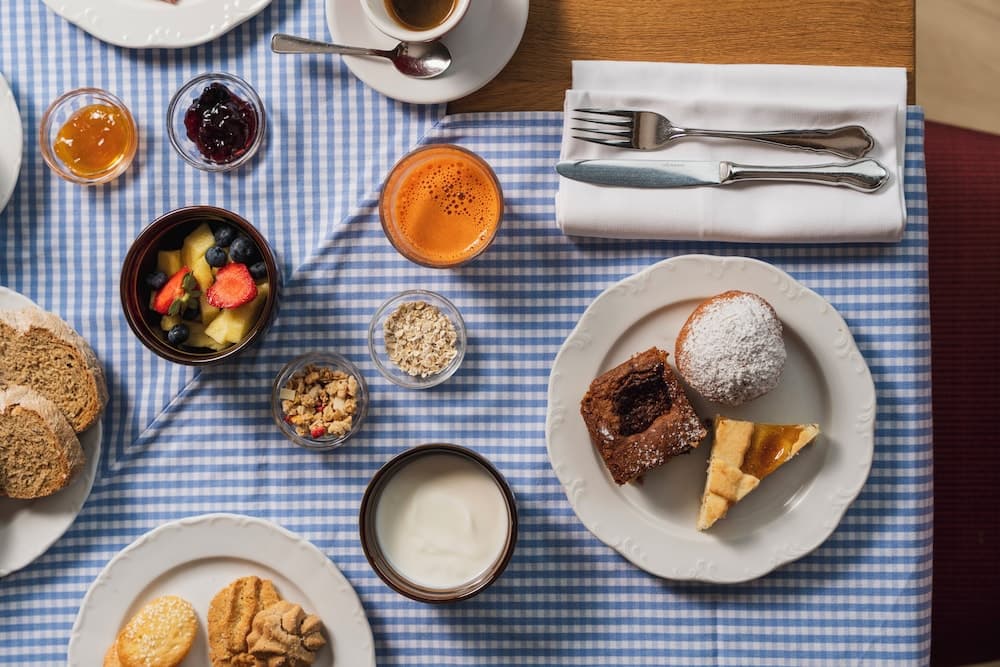 Breakfast meal