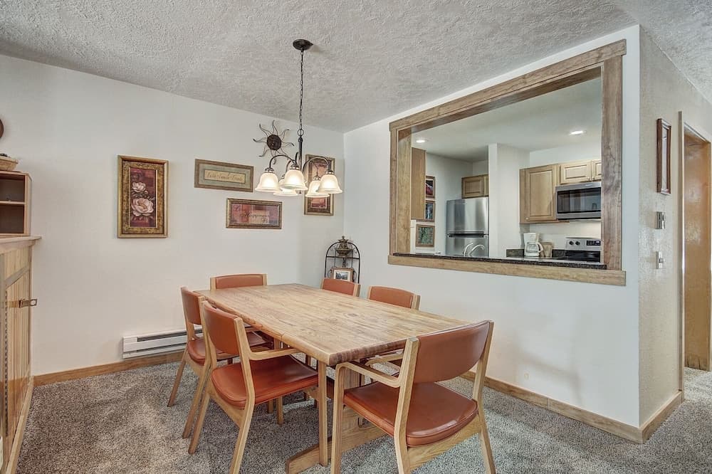 In-room dining