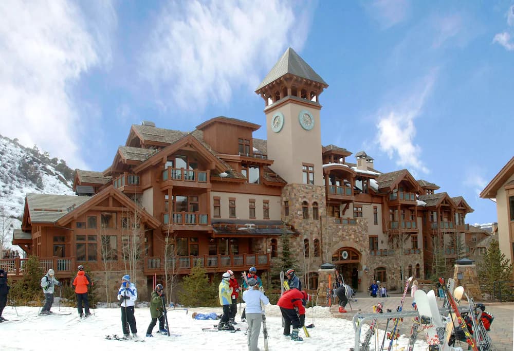 Snow and ski sports