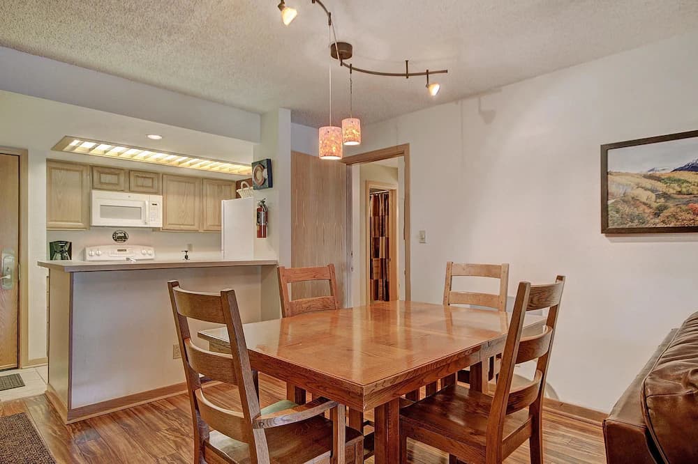 In-room dining