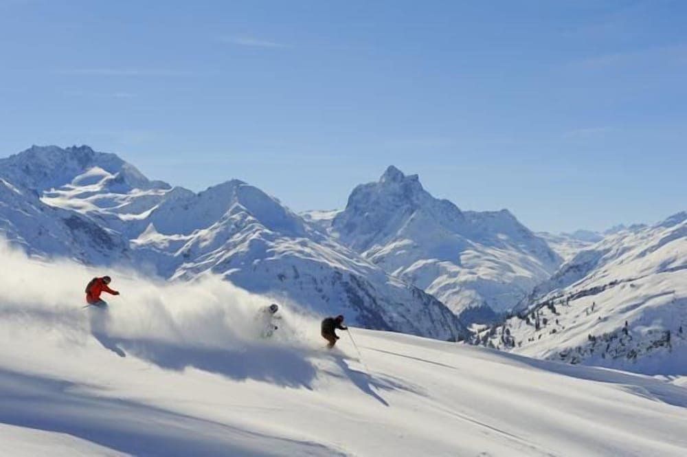 Snow and ski sports