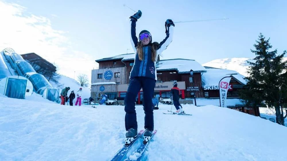 Snow and ski sports