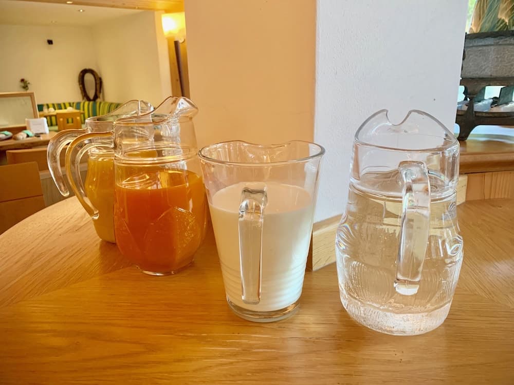 Breakfast buffet