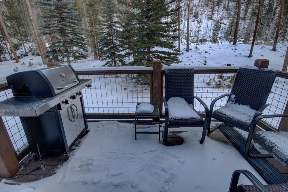 BBQ/picnic area
