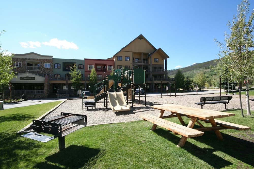 Children's play area - outdoor