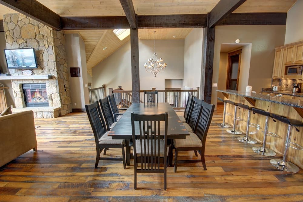 In-room dining