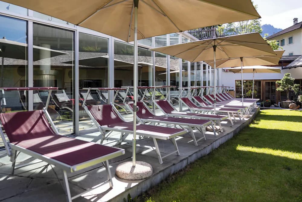 Sundeck