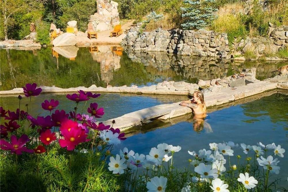 Natural pool