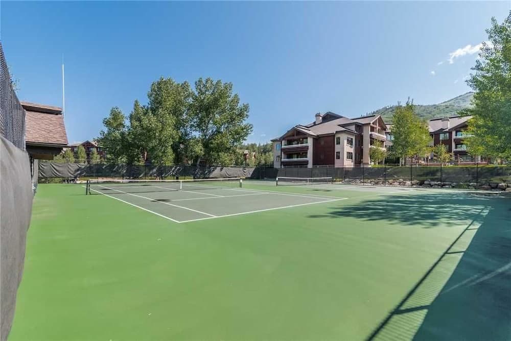 Tennis court
