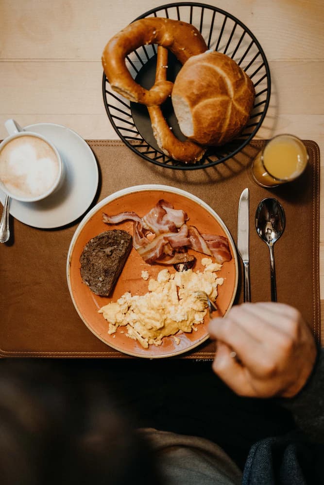 Breakfast buffet