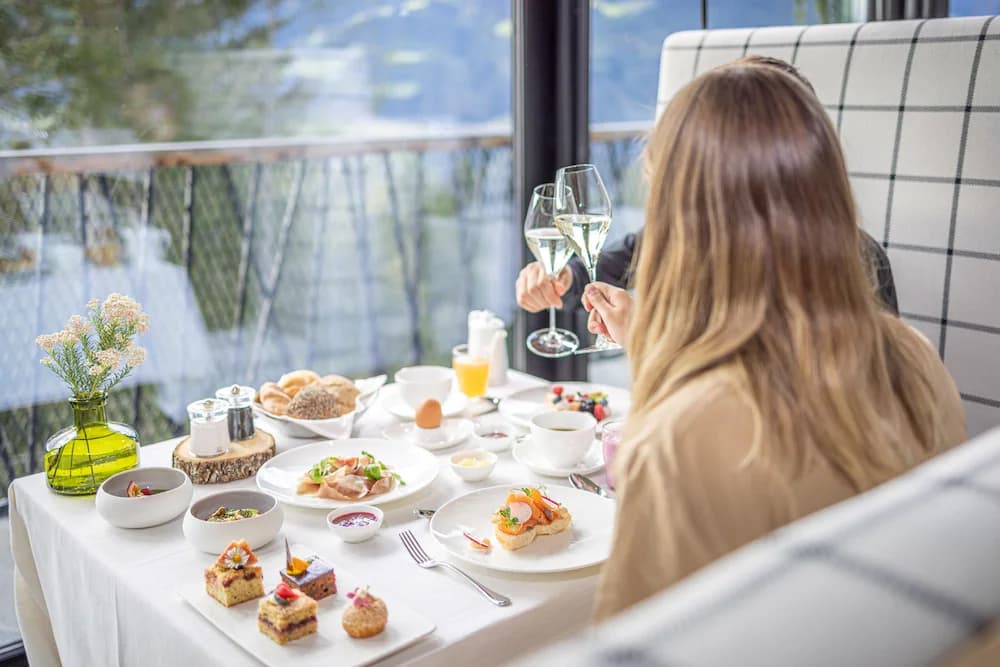 Breakfast buffet