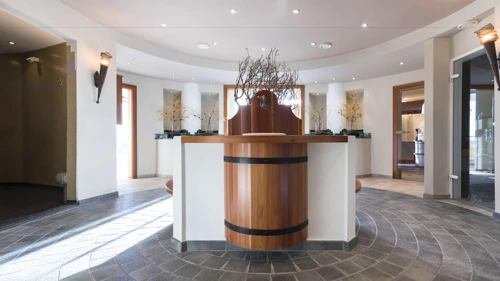Spa reception