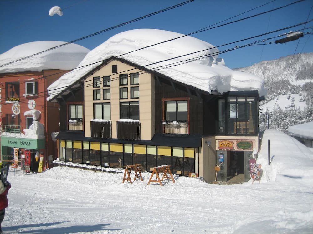 Primary image