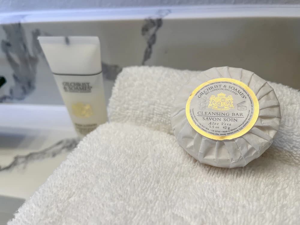 Room amenity