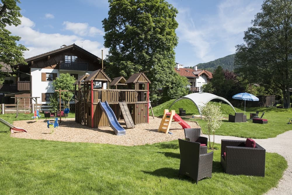 Children's play area - outdoor