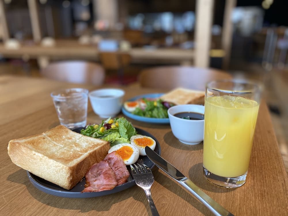 Breakfast meal