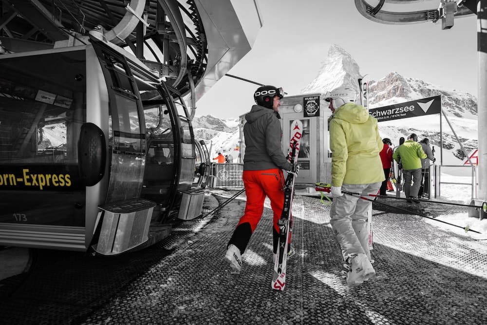 Snow and ski sports