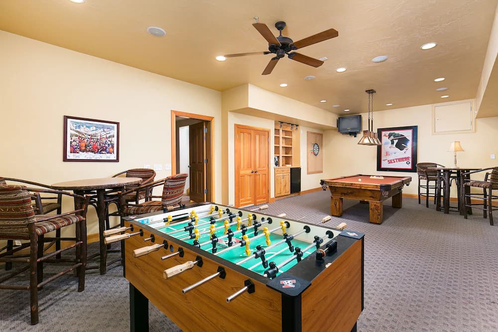 Game room