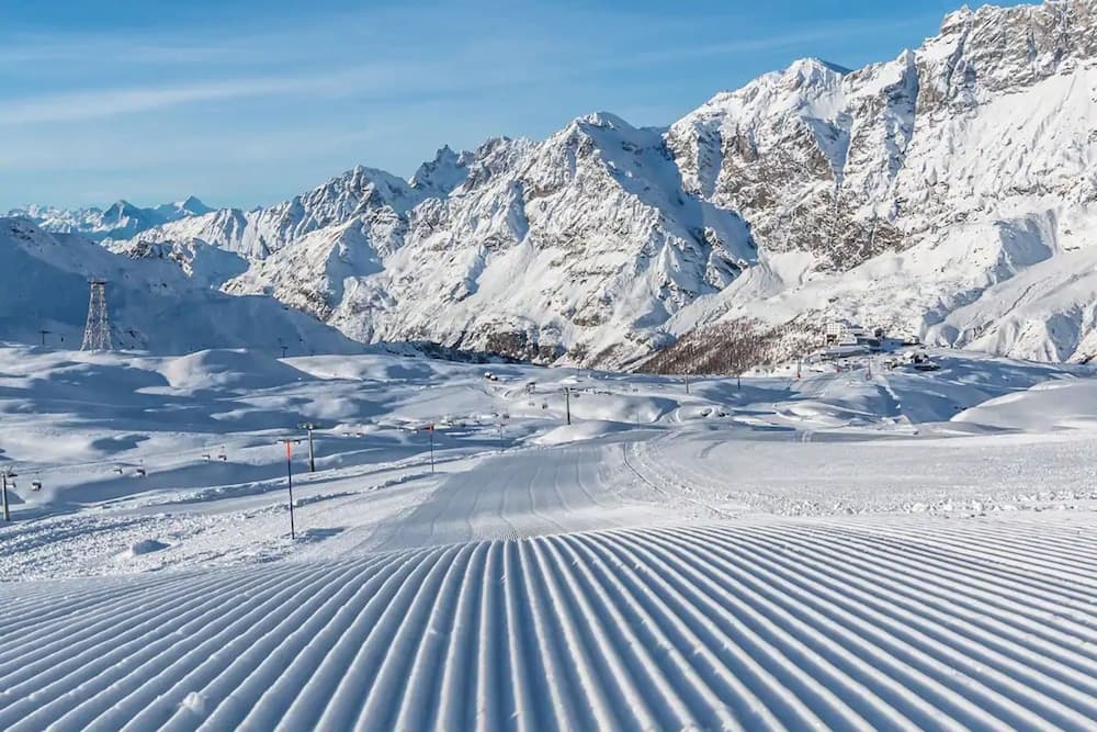 Snow and ski sports