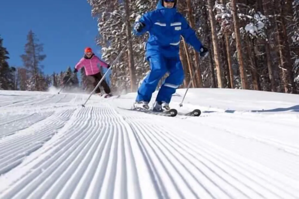 Snow and ski sports
