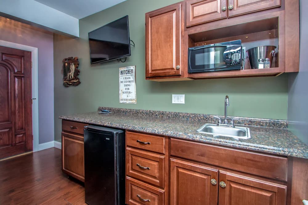 Private kitchenette