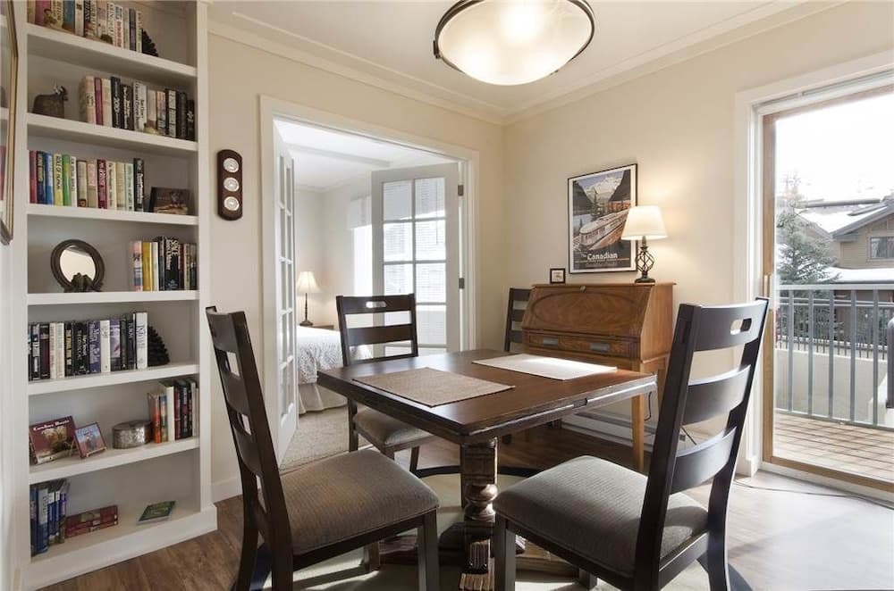 In-room dining