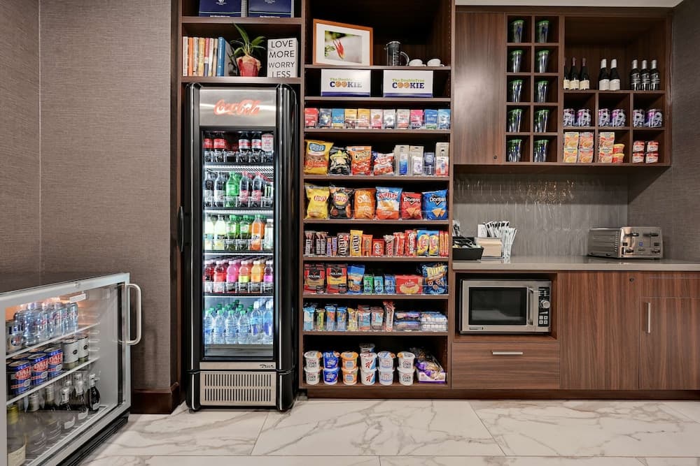 Snack bar