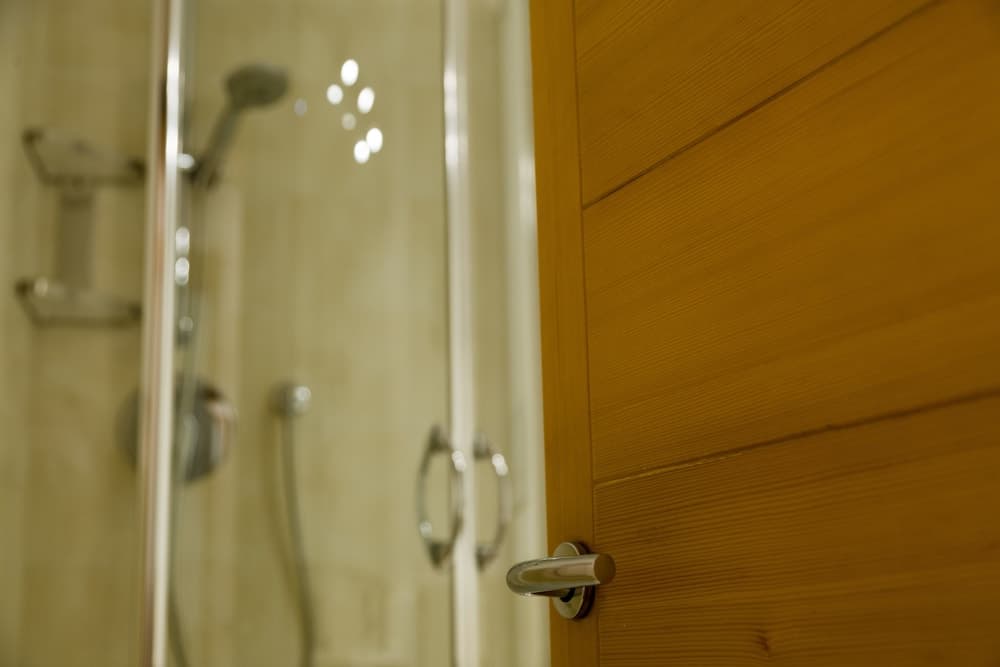 Bathroom shower