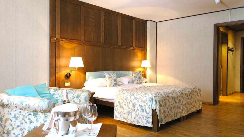 Room service - dining