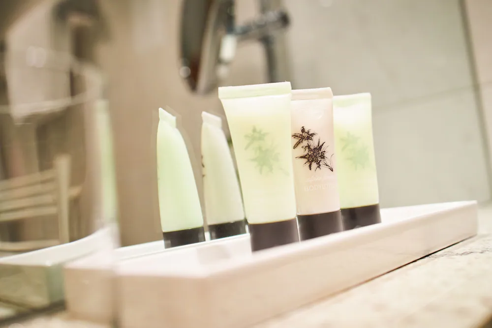 Bathroom amenities