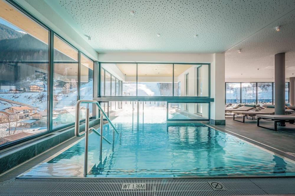 Rooftop pool