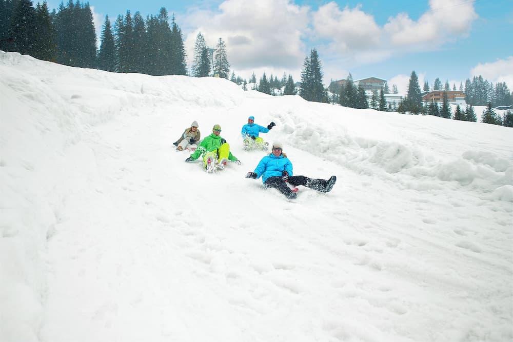 Snow and ski sports