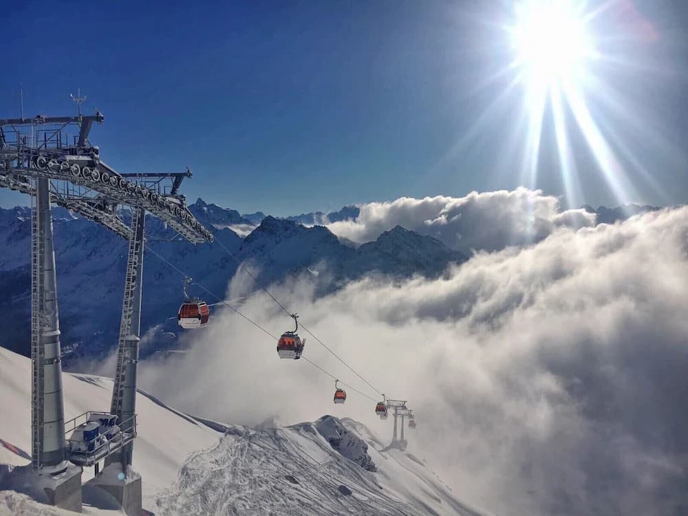 Snow and ski sports