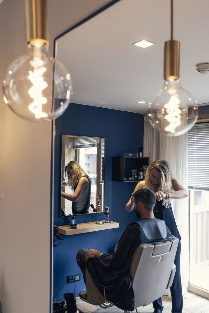 Hair salon