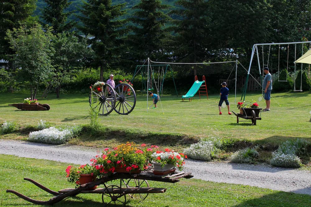 Children's play area - outdoor