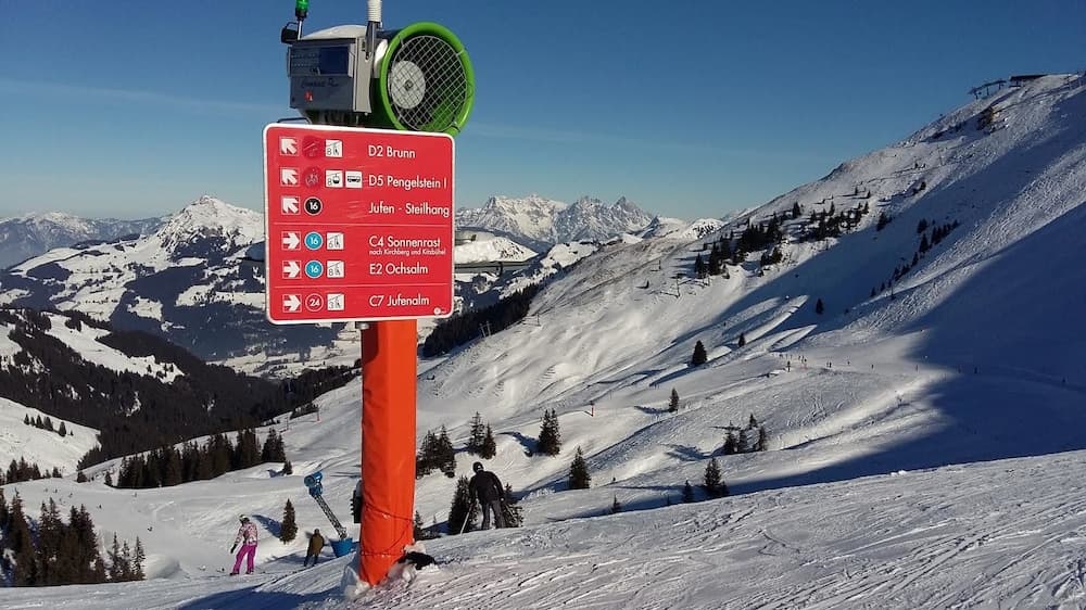 Snow and ski sports