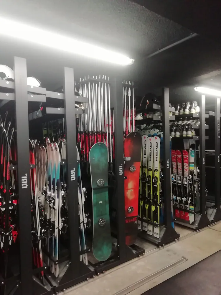 Snow and ski sports