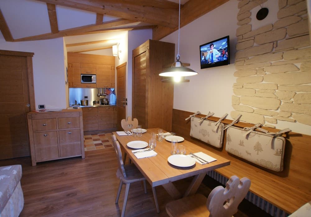 In-room dining
