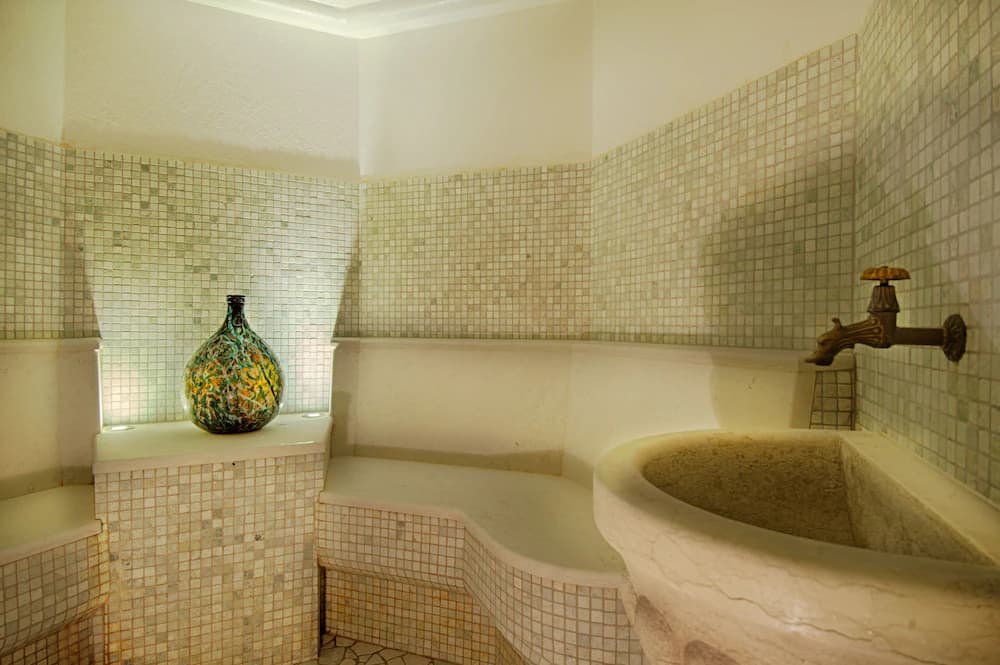 Steam room
