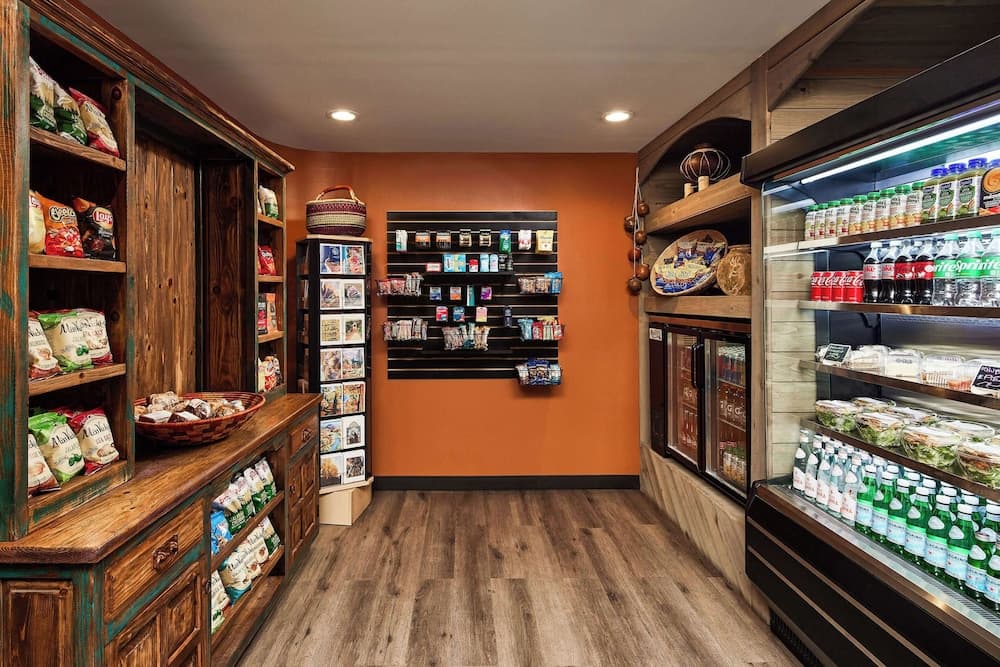 Snack bar