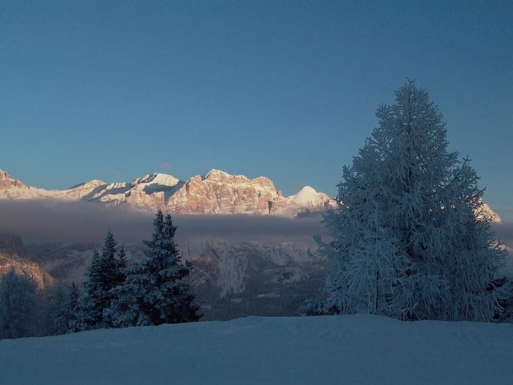 Snow and ski sports