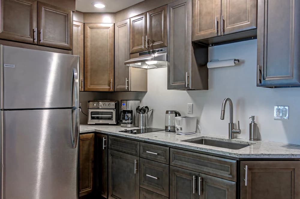 Private kitchenette