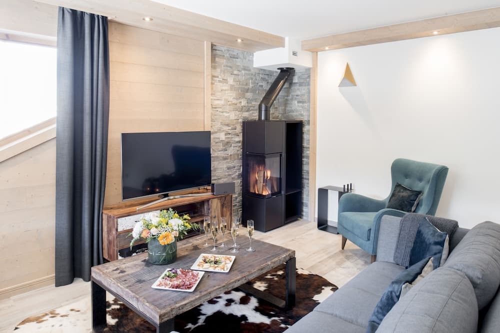Primary image
