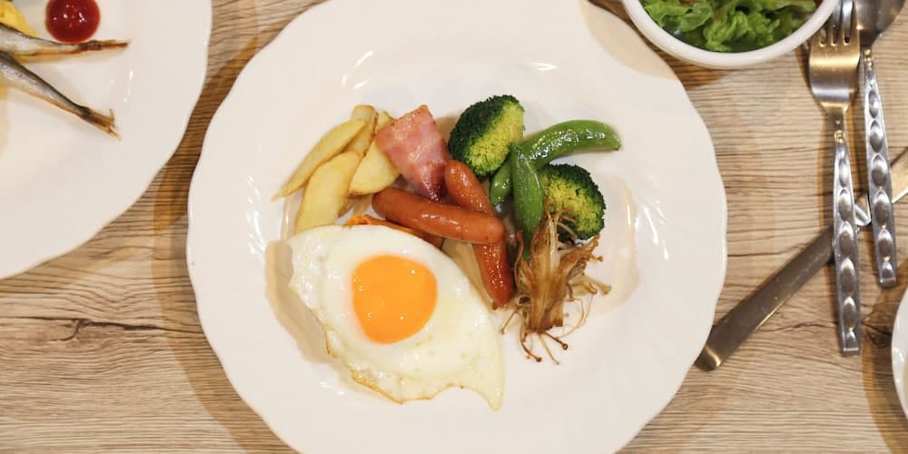 Breakfast meal