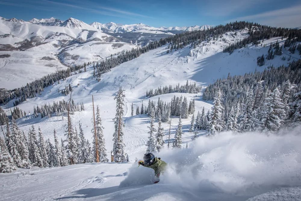 Snow and ski sports