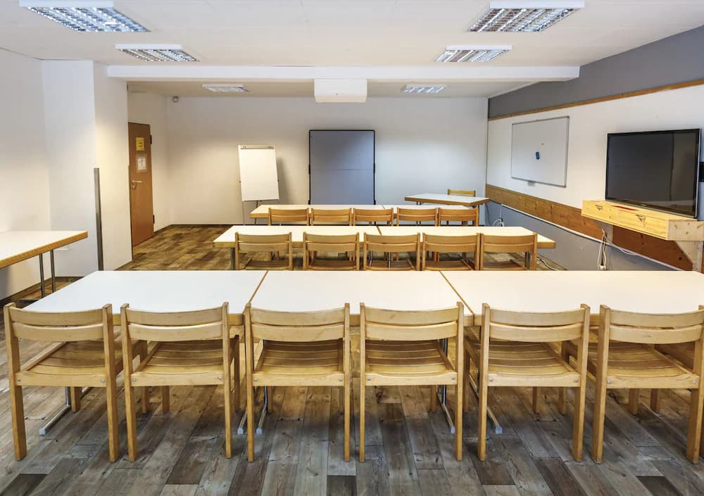 Meeting facility
