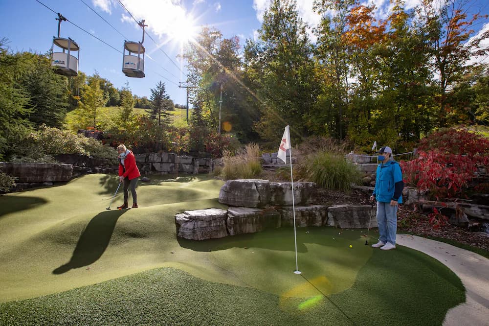 Mini-golf