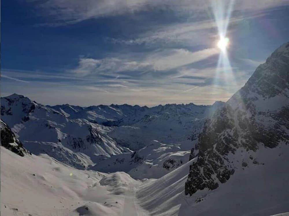 Snow and ski sports