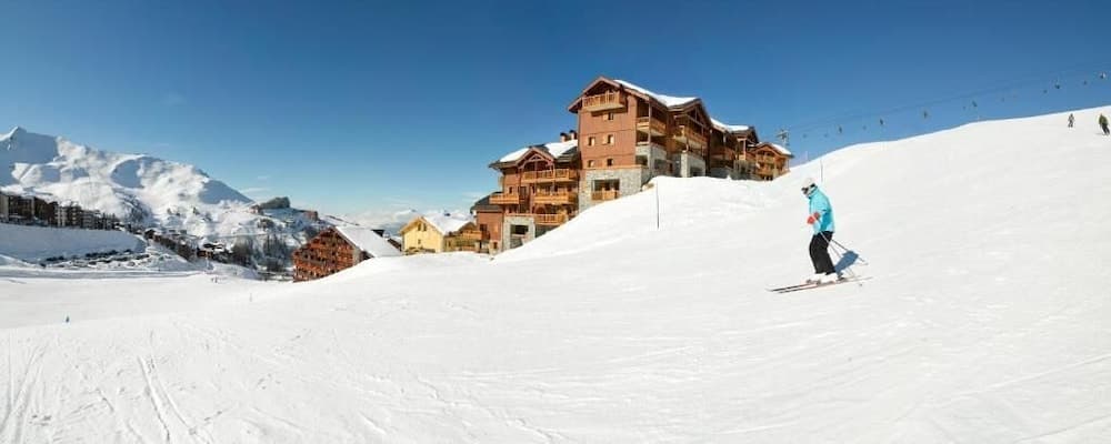 Snow and ski sports
