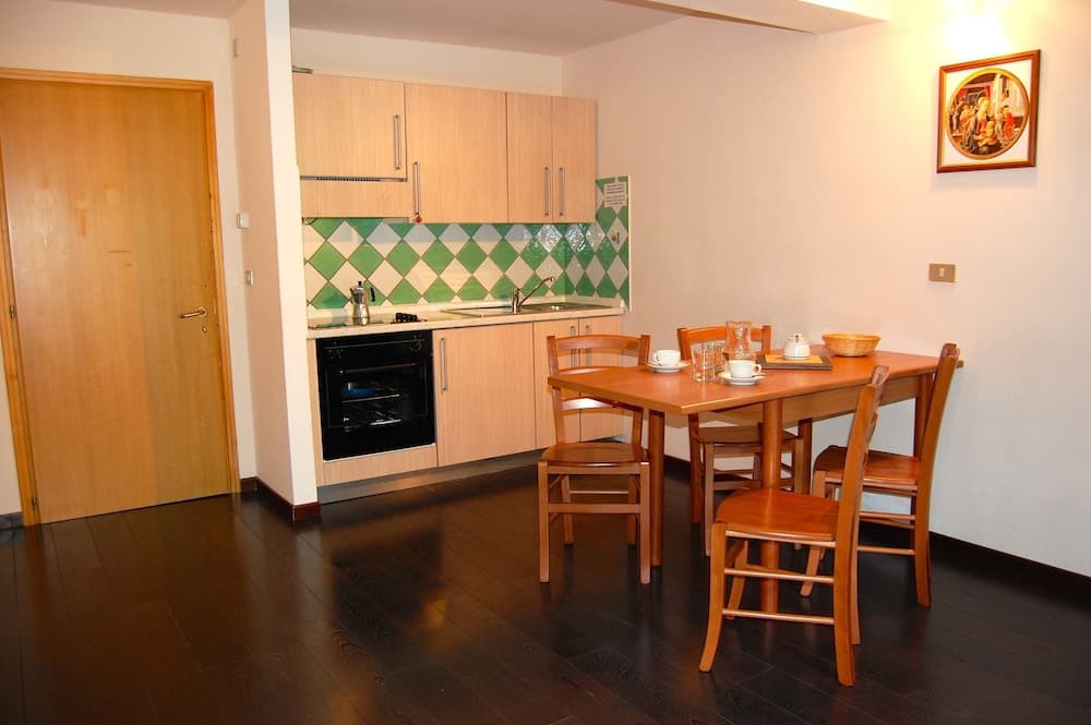 Private kitchenette